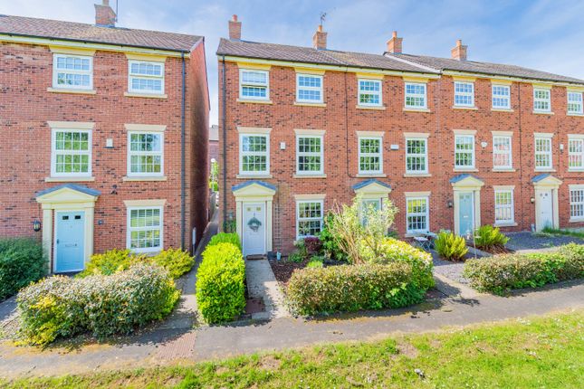 Holland Walk, Nantwich CW5 3 bed townhouse for sale