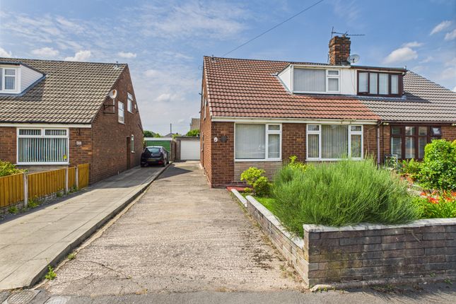 Ruabon Crescent, Wigan, WN2 2 bed semi