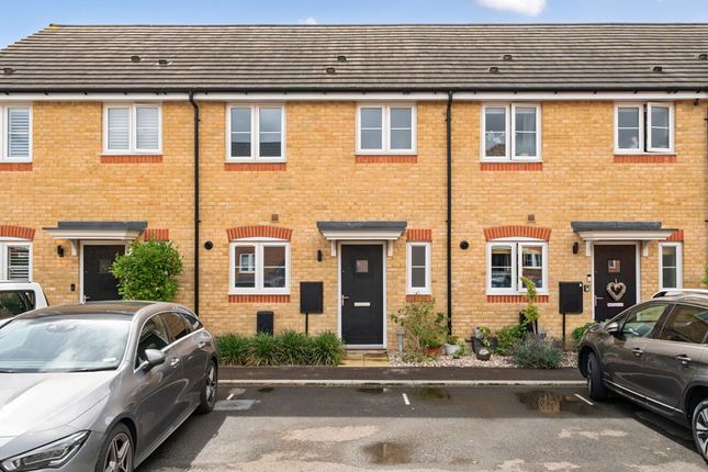 Sandpiper Road, Chichester, PO20 2 bed terraced house for sale