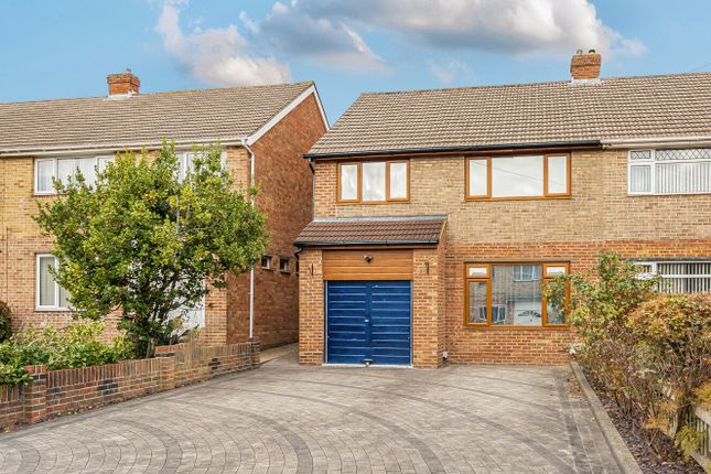Glenesha Gardens, Fareham PO15 3 bed semi