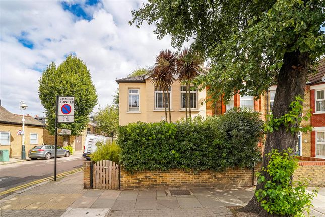 Northfield Avenue, Ealing, W13 2 bed maisonette for sale
