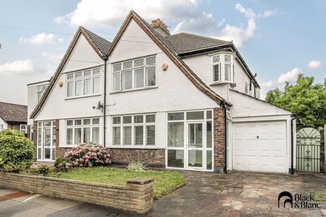 Braemar Gardens, West Wickham, BR4 3 bed semi
