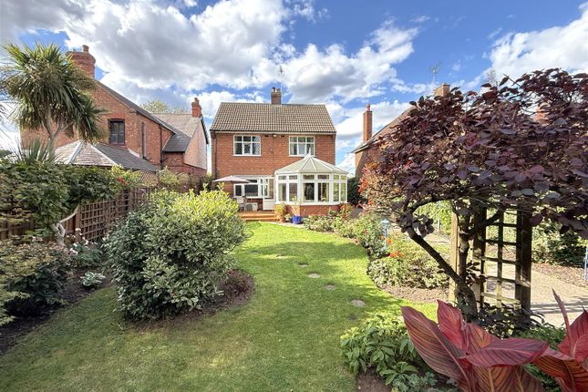 Nottingham Road, Lowdham 3 bed detached house for sale