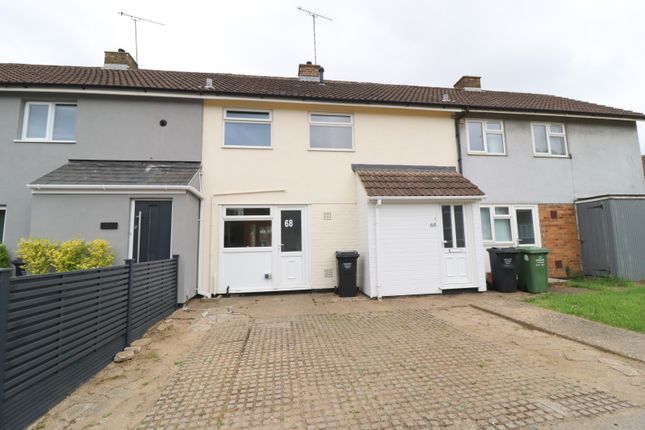 Quilters Straight, Basildon, Essex, SS14 2 bed terraced house for sale