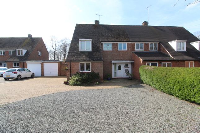 Gimson Avenue, Leicester LE9 4 bed semi