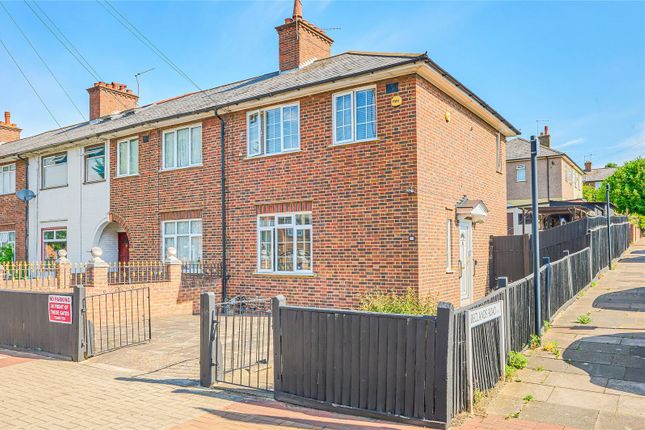Southcroft Road, Furzedown, SW17 3 bed end of terrace house for sale
