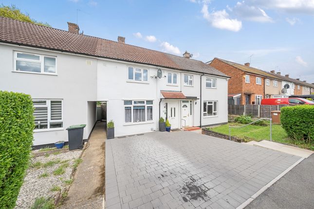 Blairhead Drive, Watford, Hertfordshire 2 bed terraced house for sale