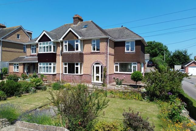 5 bedroom semi-detached house for sale