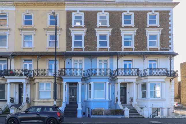 Ethelbert Crescent, Margate, Kent, CT9 3 bed flat for sale