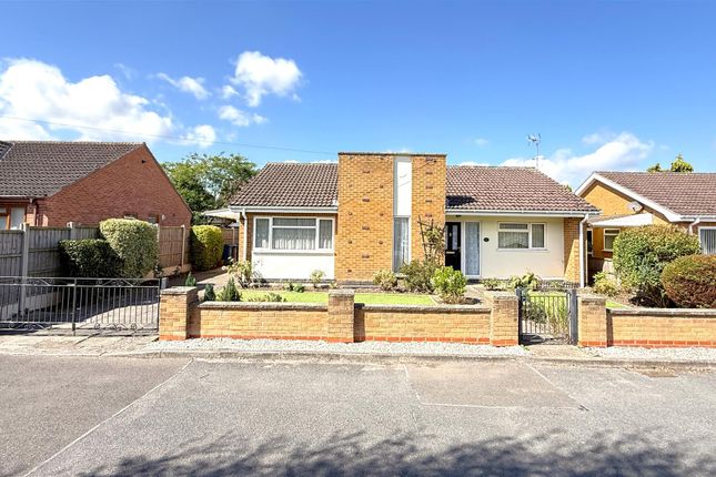 Raymond Drive, Bingham 3 bed detached bungalow for sale