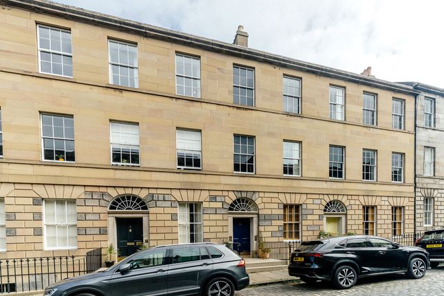 Clarence Street, Edinburgh EH3 3 bed flat for sale