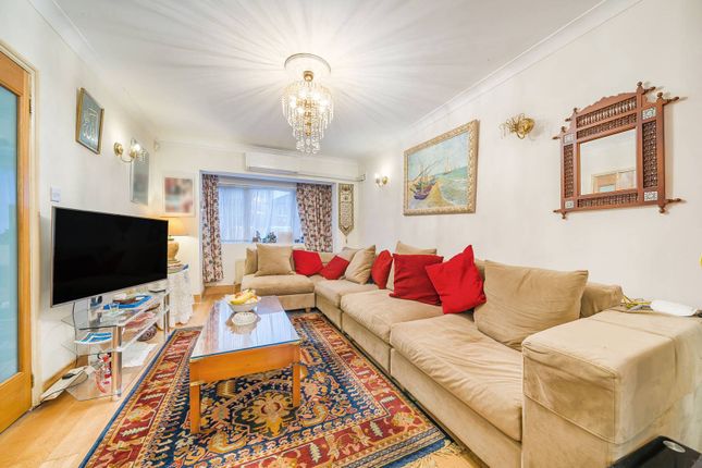 St Dunstans Avenue, Acton, London, W3 4 bed semi