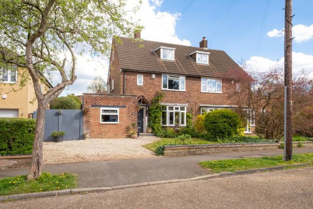 Alington Grove, Wallington SM6 4 bed semi