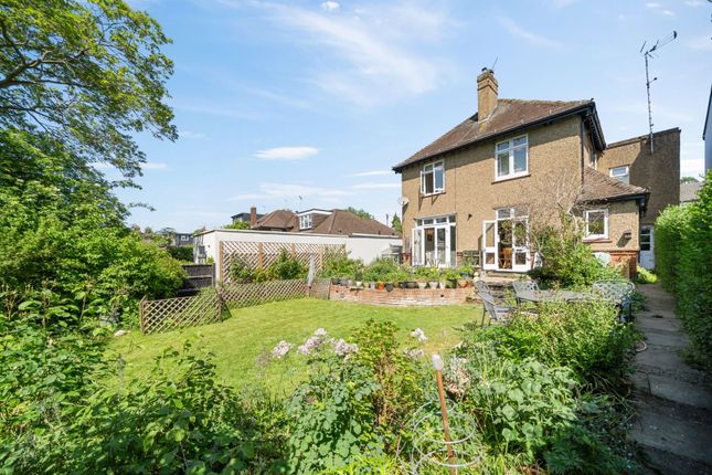 Milton Road, London NW7 5 bed detached house for sale