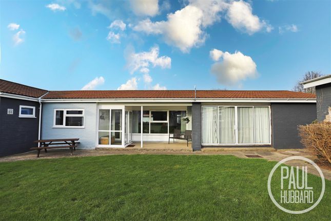 Marsh Road, Oulton Broad, Suffolk 2 bed chalet for sale
