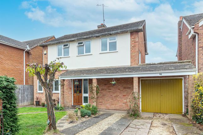 Northwick Close, Worcester 3 bed detached house for sale