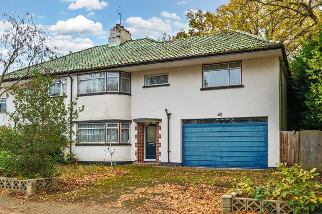 The Glade, West Wickham, Kent, BR4 4 bed semi