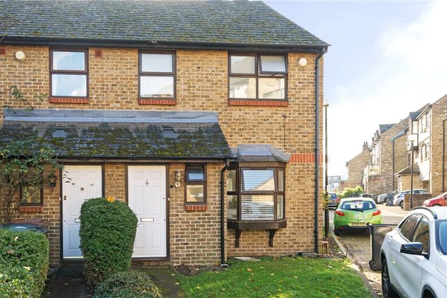 Crofton Gate Way, London 3 bed house for sale