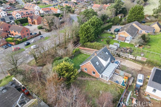 4 bedroom chalet for sale