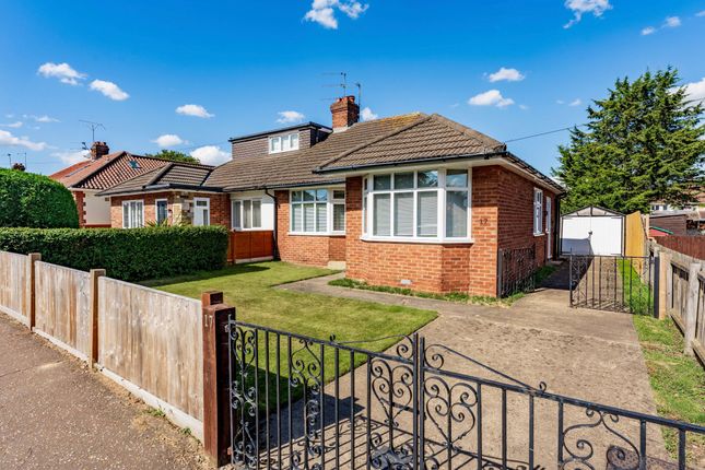 3 bedroom semi-detached bungalow for sale