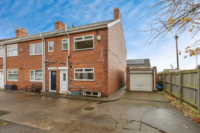 3 bed end terrace house
