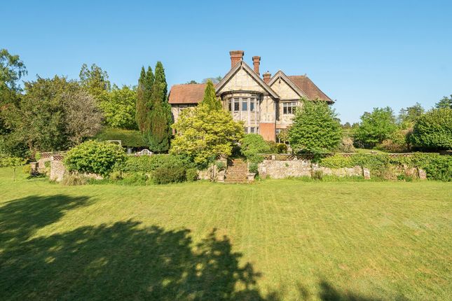 Portsmouth Road, Surrey GU26 5 bed end of terrace house for sale