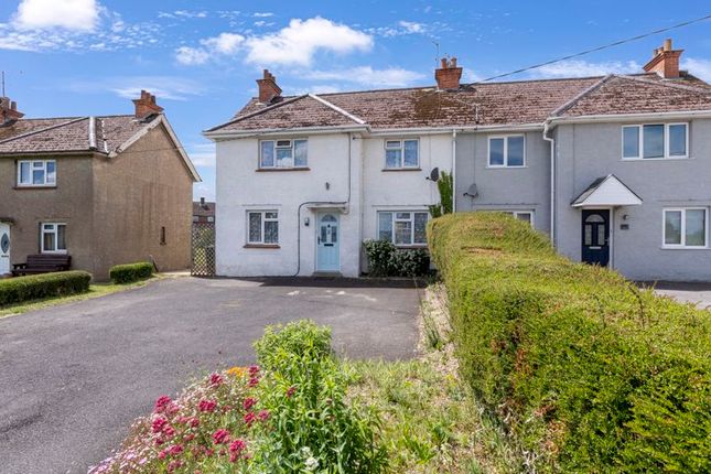 Thornhill Road, Stalbridge DT10 4 bed semi