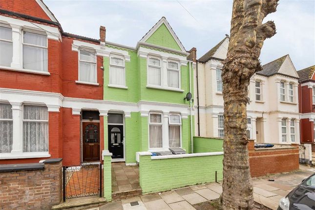 Larch Road, London NW2 3 bed flat for sale