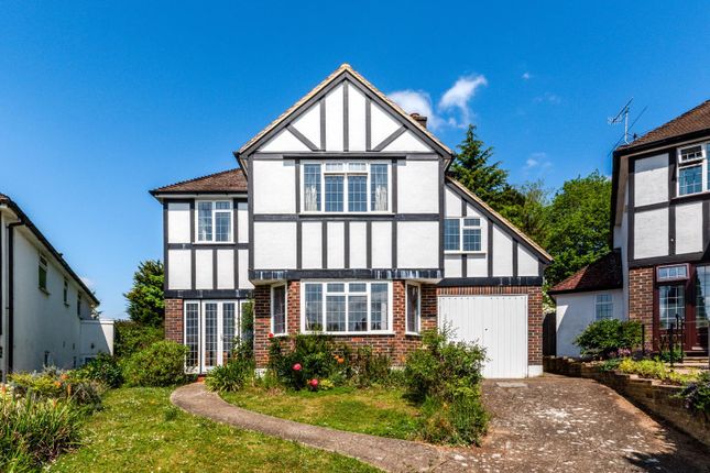 Pembroke Close, Banstead 4 bed detached house for sale