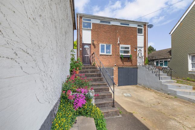 New Road, Ditton, Aylesford 3 bed semi