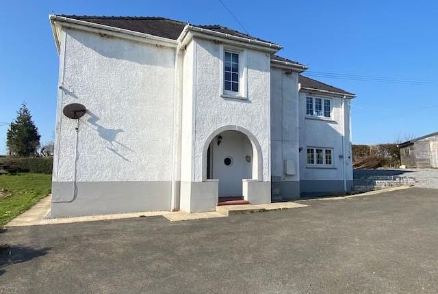 Trawsmawr 4 bed property with land for sale