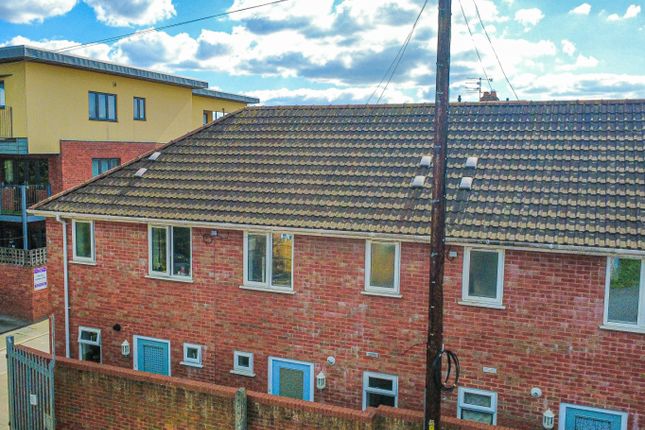 Wilsons Yard, Priory Bridge Road... 2 bed terraced house for sale