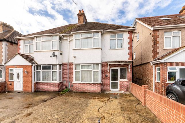 Barrack Road, Hounslow, TW4 3 bed semi
