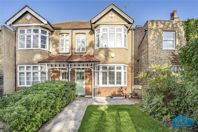 Chase Side, Enfield, EN2 3 bed end of terrace house for sale