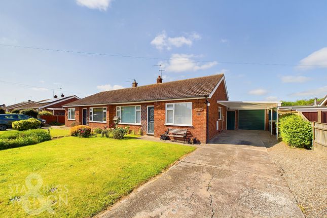 3 bedroom semi-detached bungalow for sale