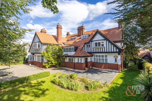 7 bedroom detached house for sale