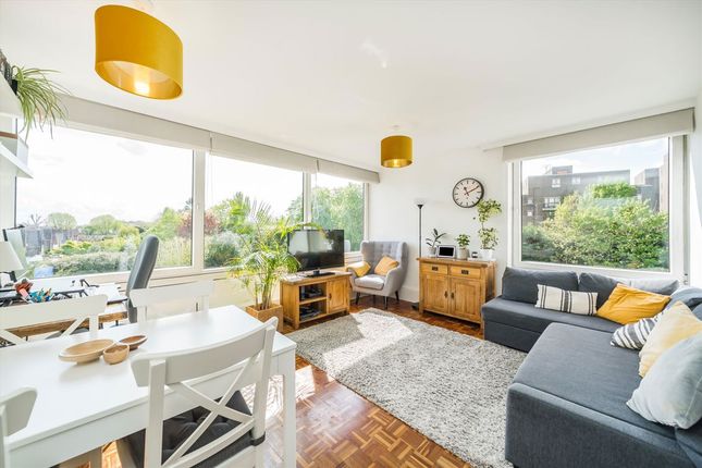 Queens Ride, London SW13 2 bed flat for sale