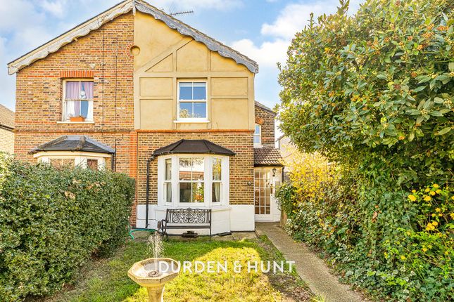 2 bedroom semi-detached house for sale