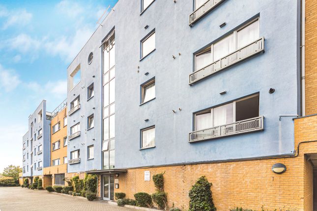 Merbury Close, London, SE28 1 bed flat for sale