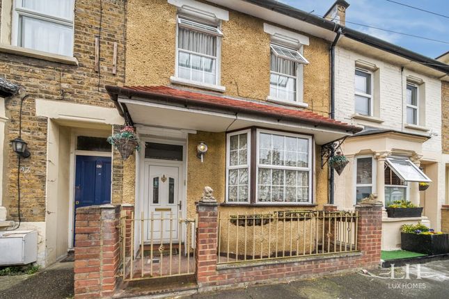 Glenavon Road, London 2 bed terraced house for sale