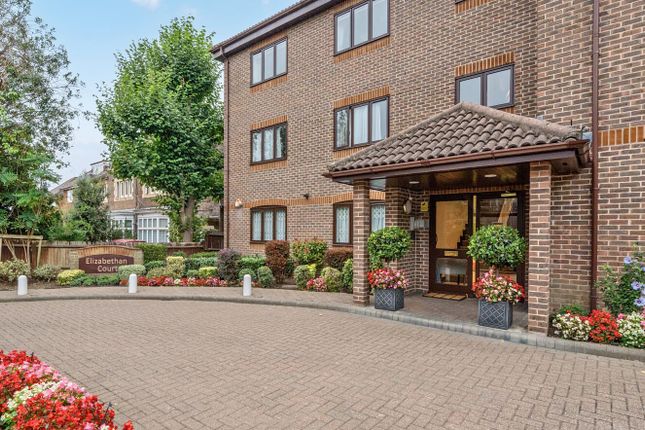 3 bedroom flat for sale