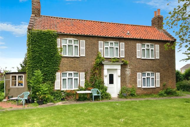 Old Lynn Road, Wisbech... 4 bed detached house for sale