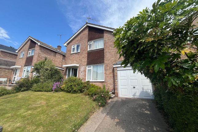 Lancaster Drive, Roselands, Paignton 3 bed detached house for sale