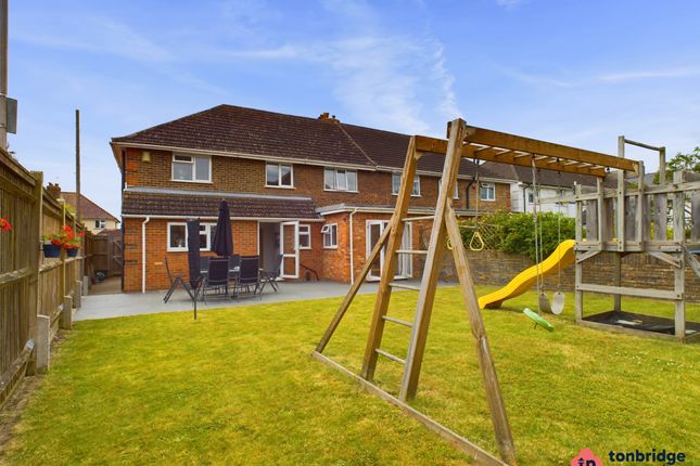 4 bedroom semi-detached house for sale