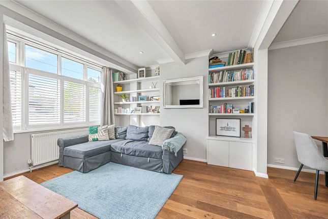 Sherwood Avenue, Streatham Vale, SW16 3 bed terraced house for sale