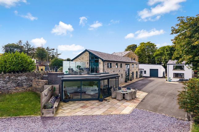 6 bedroom detached house for sale