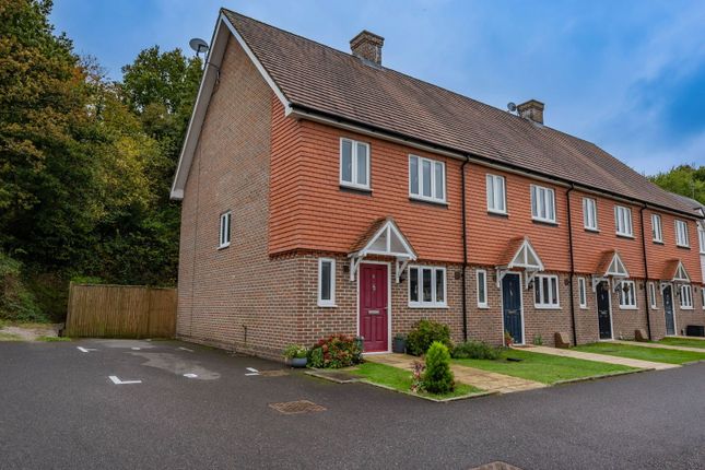 Oakwood Mews, Crowborough TN6 4 bed end of terrace house for sale