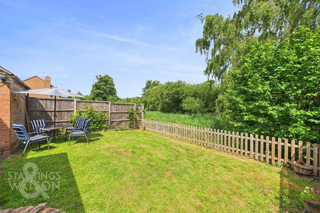 Fletcher Way, Acle, Norwich 3 bed semi