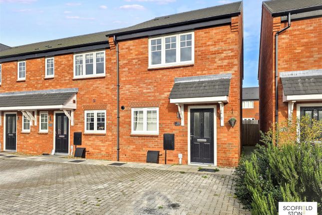 Astley Gardens, Hilton, Derby 2 bed semi