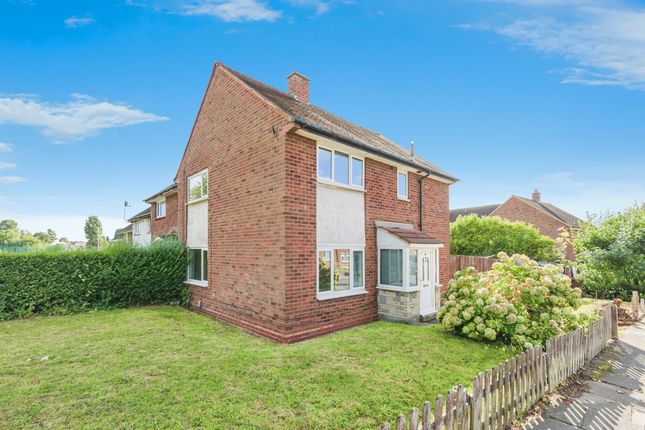 4 bedroom end of terrace house for sale